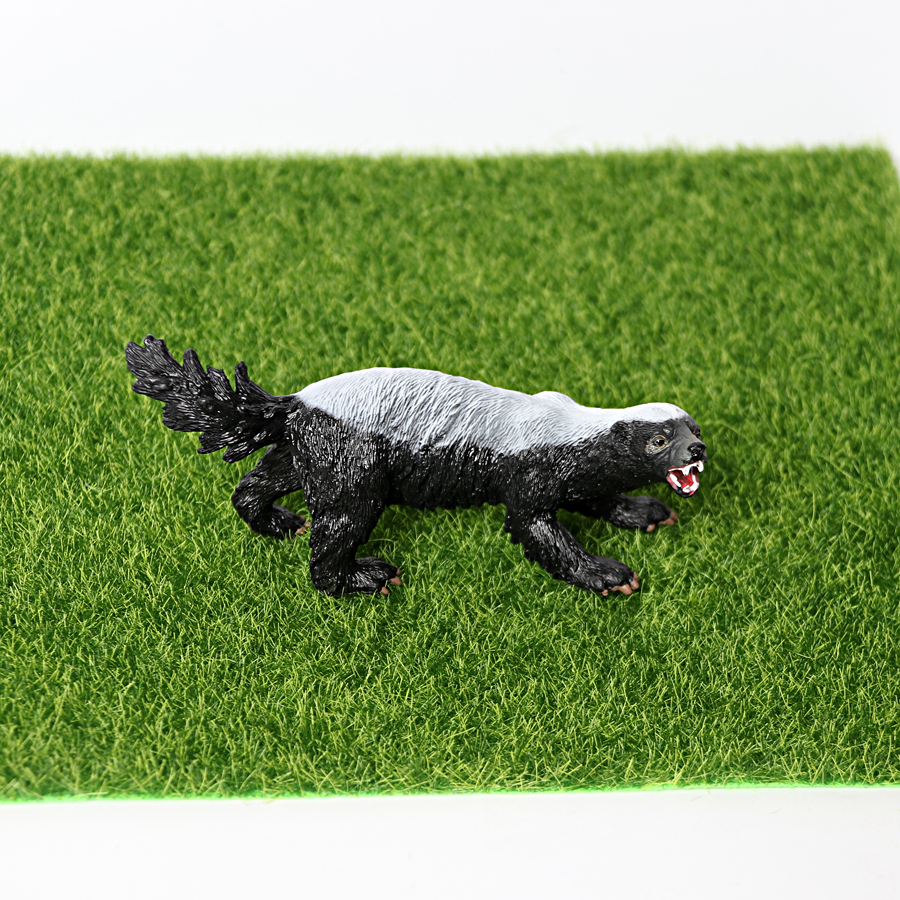 Realistic Honey Badger Model S - đánh giá và giá Kids Toys Under 1 Year