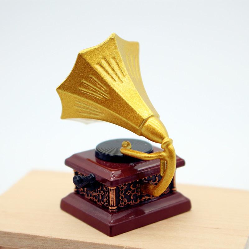 Dollhouse Vintage Phonograph M - đánh giá và giá Kids Toys Vintage